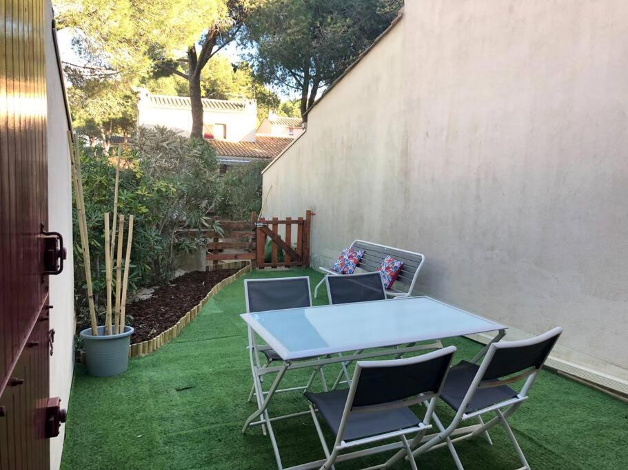 אגדה Joli Appartement A Proximite Du Village Naturiste מראה חיצוני תמונה